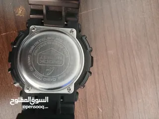  4 ساعة جي شوك بحاله ممتازه للبيع