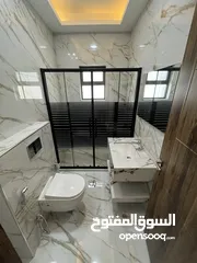  22 شقة ارضية/ 141م/مدخل مستقل/ موقف سيارة مستقل/ شفا بدران/ صرف صحي واصل