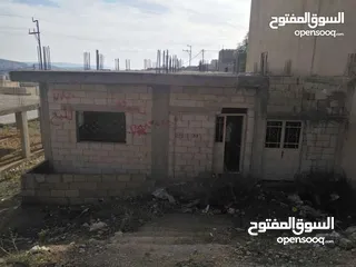  8 بيت عظم للبيع في جرش/  اسكان عجرمه