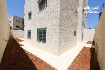  15 شقة مميزة للبيع في أجمل مناطق ضاحية الحج حسن طابق تسوية مساحة 157م