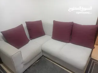  5 اثاث منزل مستعمل بحاله ممتازة....غرفة نوم ممتازة ، طقم كورنر ،غرفة ضيوف