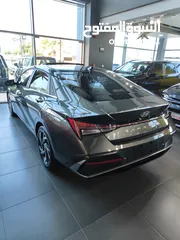  2 Hyundai Elantra 2025 F/O