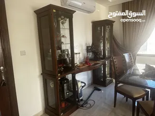  4 طاولة سفره 8 مقاعد