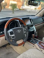  9 Toyota L/Cruiser VXR 5.7 - 2014