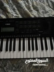  3 Piano YAMAHA PSR-E273