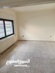  5 شقة فارغة - الجبيهة - 3نوم1ماستر - ارضية - حديقة