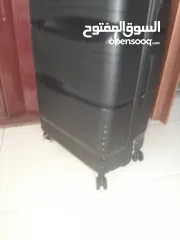  2 حقيبة سفر فخمة جديدة لون اسود حجم كبير