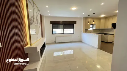  1 ضاحيه الامير راشد ـ قرب شارع عبدالله غوشه  شقه فارغه للايجار شبه لم تسكن 140 متر