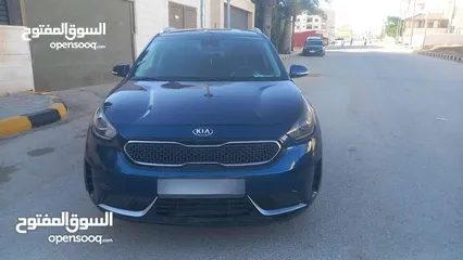  12 كيا نيرو لون كحلي فحص 2 جيد بسعر مغري قابل للبدل