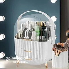  4 منظّمة المكياج السوبر – ترتيب وأناقة بمستوى جديد! ودّعي الفوضى وخلّي مكياجك ومواد العناية بترتيب فخم