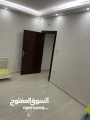  9 شقة طابقية لقطة للبيع في أم قصير 210م
