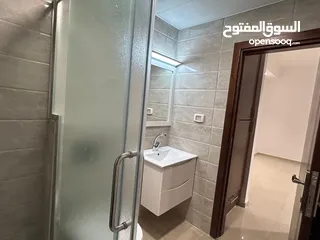  8 مكتب جديد للايجار رام الله تحتا