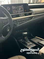  11 لكزس ES350 موديل 2019