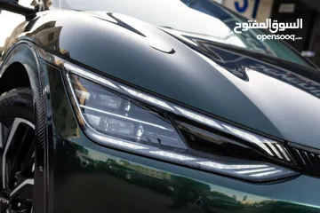  12 Kia EV6 2022 دفع رباعي بطاريه كبيره فل مسكر  فل اضافات خمس كميرات لون مميز