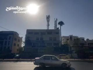  3 عمارة مع ارض للبيع في الجندويل