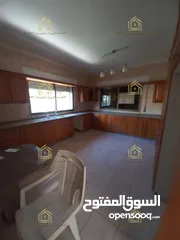  3 شقة طابقية - دابوق - 4نوم - 350م - ارضية - ترس - مدخل مستقل - قرب الخدمات -
