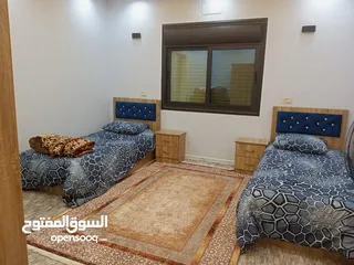  3 بيت مستقل طابق ثاني حديث مفروش حديثا للإيجار اليومي والأسبوعي والشهري للعائلات