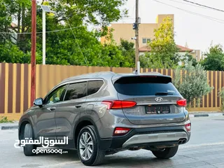  11 سانتافي 2018 فحص نخب