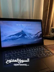 1 لابتوب للبيع ممتاز