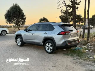  21 تويوتا راف فور موديل 2020 جمرك جديد بحاله الوكاله بسعر   مغري