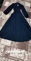 1 فستان اسود طويل