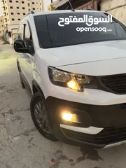  3 بيجو ريفتر 2022