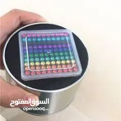  7 علبة حبيبات مغناطيس ملونه   216 حبه  لتشكيل المجسمات  من كرات المغناطيس