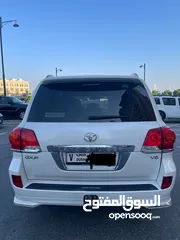  2 toyota land cruiser GCC low milage GXR 2014