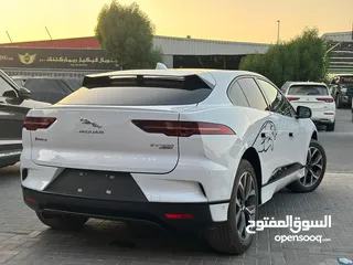  10 JAGUAR I-PACE EV400 2019