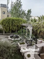  3 فيلا للبيع بمساحه حديقه كبيره و البيع بسعر الأرض