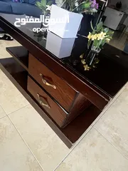  1 طاولة جلوس خشب سويد مع ازاز و 4ادراج