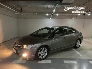  1 هوندا سيفيك فل اوتوماتيك نخب النخب بحاله ممتازه