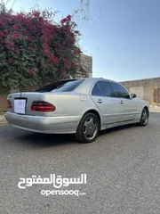  8 مرسيدس بنز E320 AMG