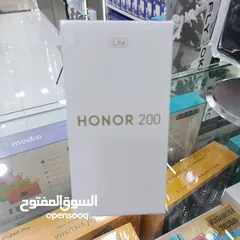  1 جهغز جديد كفاله سنه هونر 200 لايت 256g 16ram