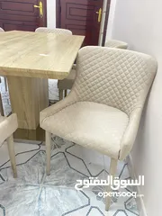  4 طاولة طعام فاخرة  food table