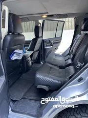  7 Mitsubishi pajero 2015