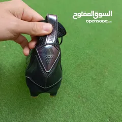  5 أحذية كرة القدم اصلية نمرة  48 للبيع