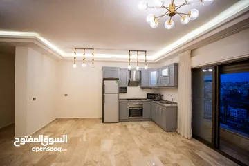  8 شقة  استثماري سوبر ديلوكس سكن خاص منطقة عبدون للبيع