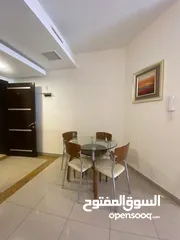  3 شقه فاخره 110م  في عبدون للايجار الشهري