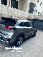  4 جيب كيا نيرو هايبرد  بنزين + كهرباء