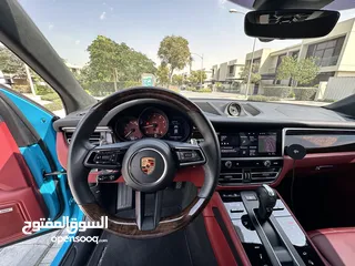  9 Porsche Macan