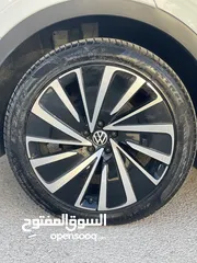  10 Volkswagen ID.4  x pro - 2022 Panorama متحركة فل كامل فحص كامل