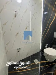  2 شقة فاخرة للبيع في الدوار السابع  - بالقرب من كوزمو طابق ثاني 185م تشطيب سوبر ديلوكس لم تسكن