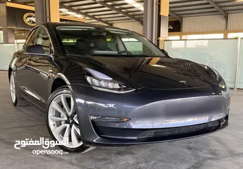  1 Tesla Model 3 Long Range (Autoscore B+ ) 2019
