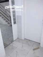  6 شقه للايجار