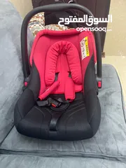  1 كرسي سيارة للأطفال