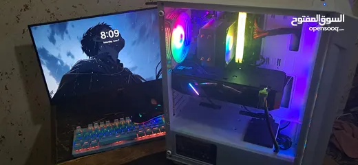  4 كمبيوتر قيمنج للبيع  كامل مكمل شاشه وجميع اغراضو