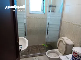  8 شقه للايجار 5000 سنوي على دفعتين