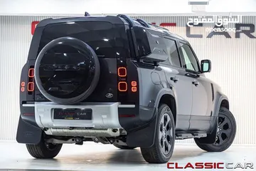  22 Land Rover Defender 2023 Plug in hybrid Black Package   عداد صفر