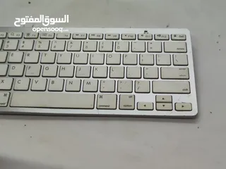  4 لوحة مفاتيح وايرلز بلوثوث  للبيع